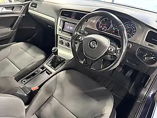Used 2015 Volkswagen Golf Match Blue - Interior and Exterior details 9