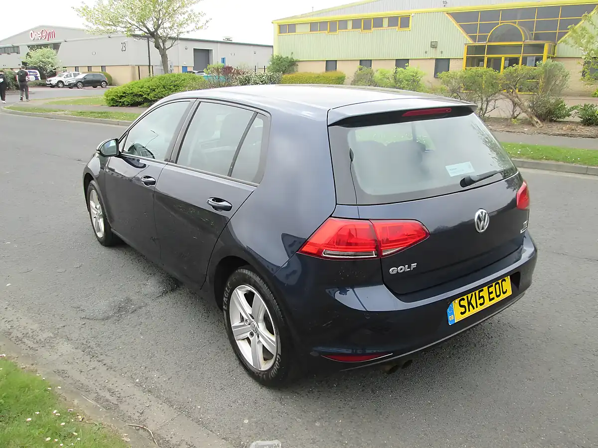 Used 2015 Volkswagen Golf Match Blue - Interior and Exterior details 3