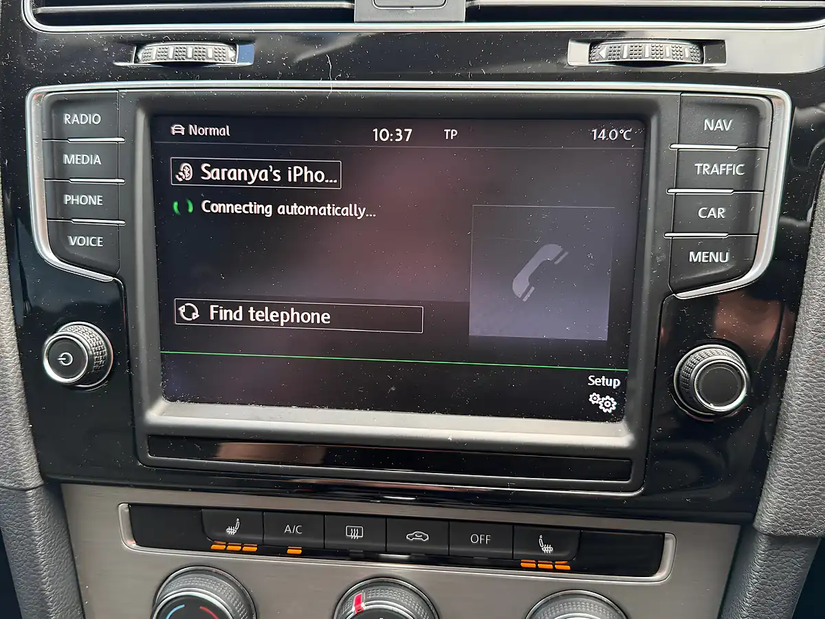 Used 2015 Volkswagen Golf Match Blue - Interior and Exterior details 15