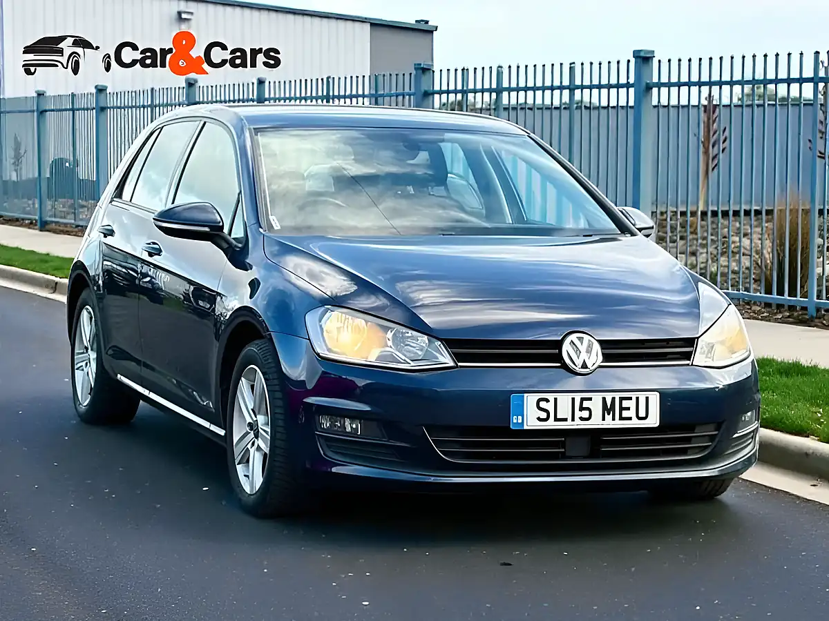 Used 2015 Volkswagen Golf Match Blue - Front View
