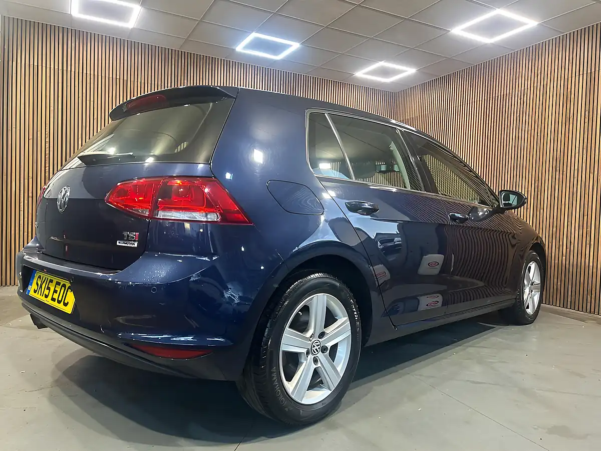 Used 2015 Volkswagen Golf Match Blue - Interior and Exterior details 12