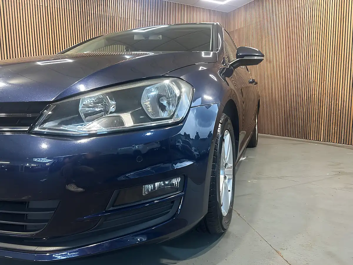 Used 2015 Volkswagen Golf Match Blue - Interior and Exterior details 4