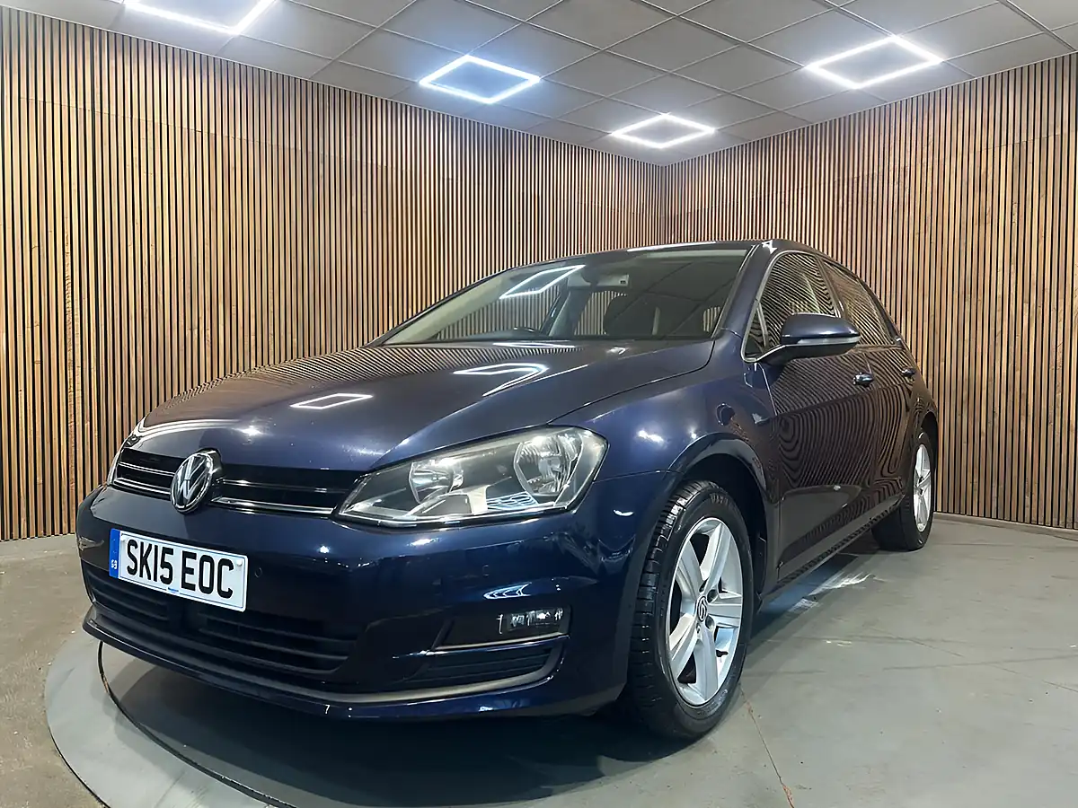Used 2015 Volkswagen Golf Match Blue - Interior and Exterior details 6