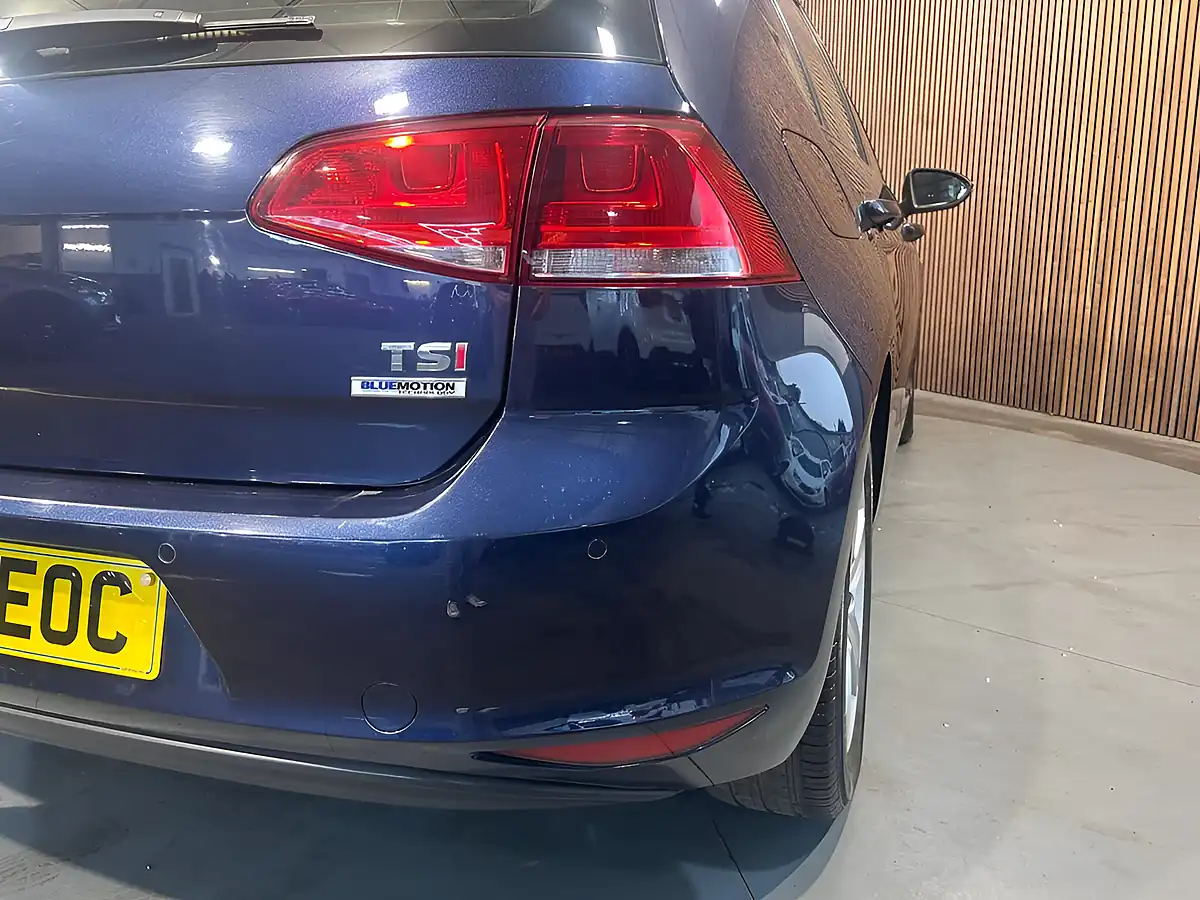 Used 2015 Volkswagen Golf Match Blue - Interior and Exterior details 8