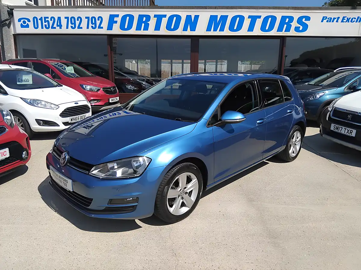 Used 2015 Volkswagen Golf Match Blue - Interior and Exterior details 9