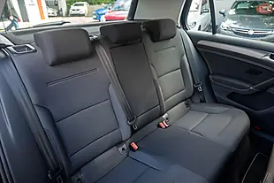 Used 2015 Volkswagen Golf Match Bluemotion Tech Deep Black Pearl - Interior and Exterior details 15