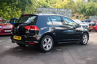 Used 2015 Volkswagen Golf Match Bluemotion Tech Deep Black Pearl - Interior and Exterior details 8