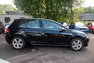 Used 2015 Volkswagen Golf Match Bluemotion Tech Deep Black Pearl - Interior and Exterior details 9