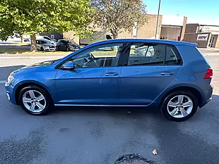Used 2015 Volkswagen Golf Match Bluemotion Tech Pacific Blue - Interior and Exterior details 6