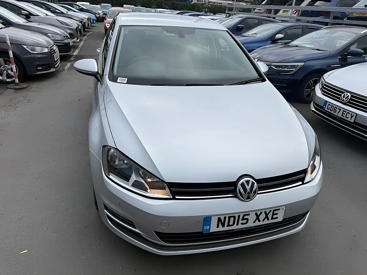 Used 2015 Volkswagen Golf Match Edition Silver - Interior and Exterior details 12
