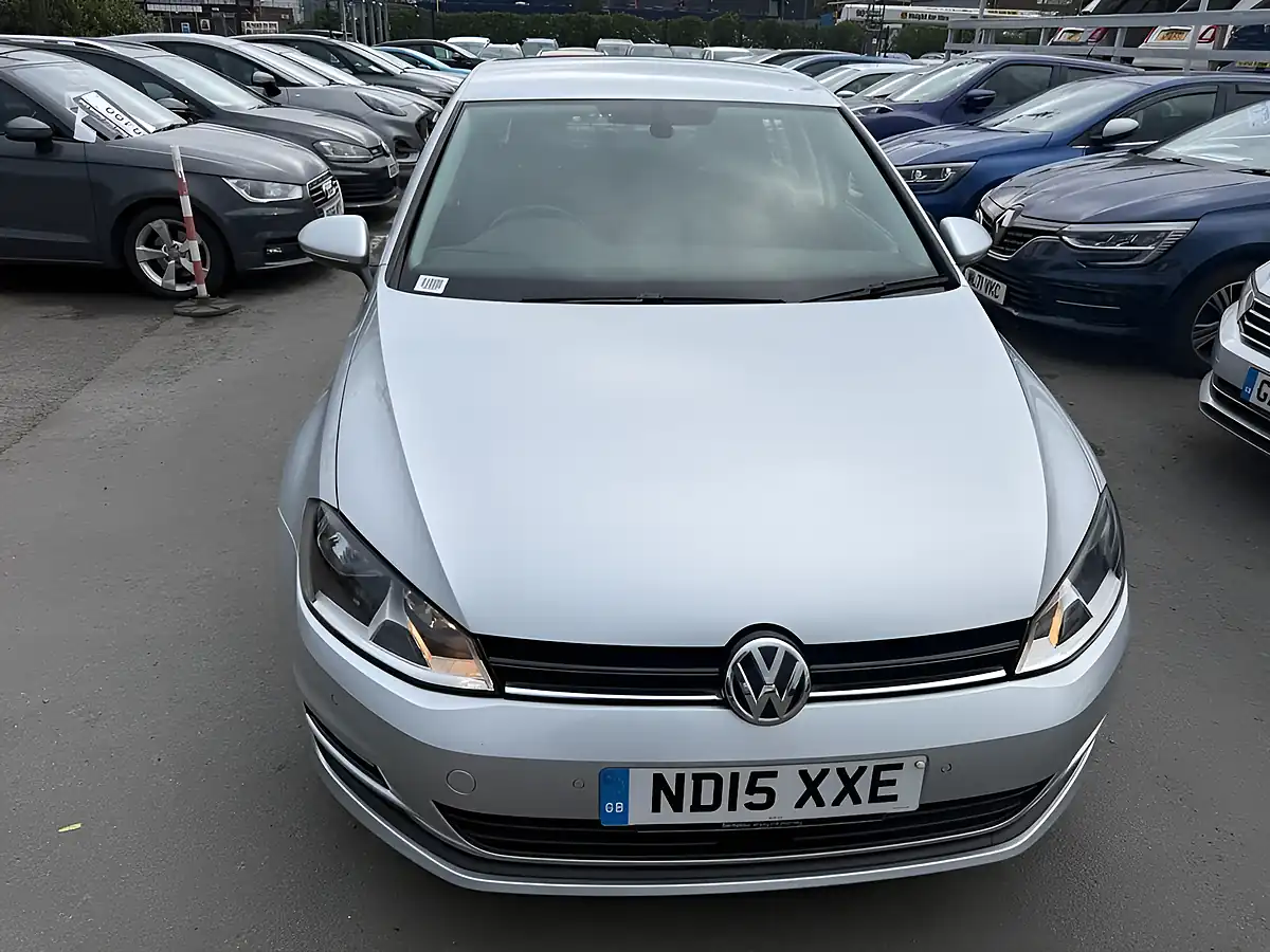 Used 2015 Volkswagen Golf Match Edition Silver - Interior and Exterior details 13