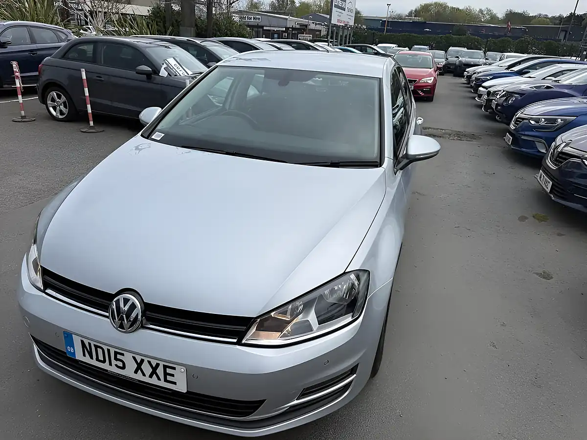 Used 2015 Volkswagen Golf Match Edition Silver - Interior and Exterior details 15