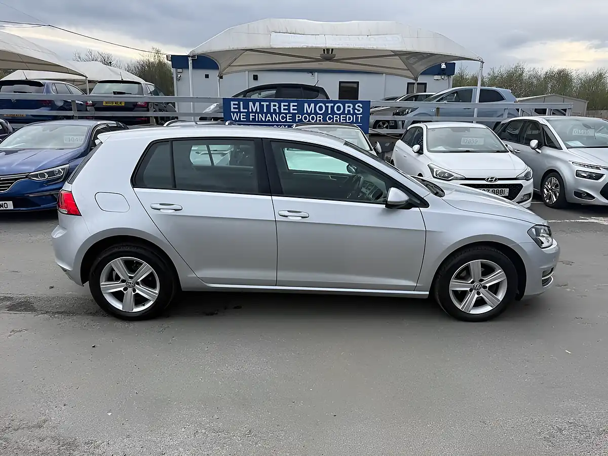 Used 2015 Volkswagen Golf Match Edition Silver - Interior and Exterior details 3