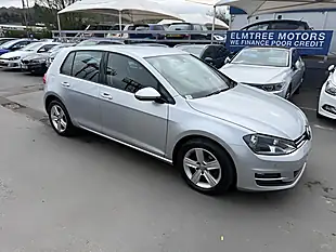 Used 2015 Volkswagen Golf Match Edition Silver - Interior and Exterior details 9