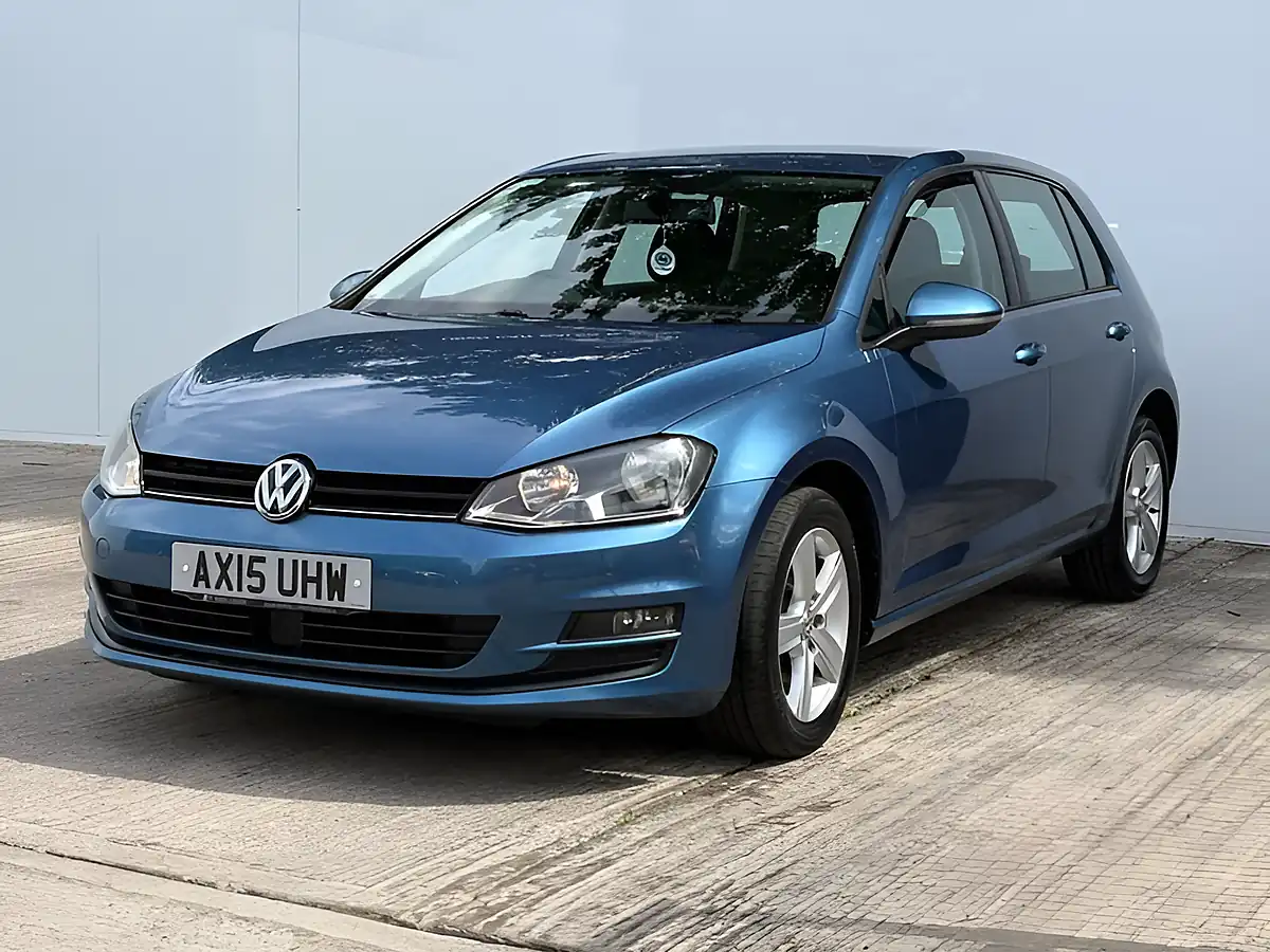 Used 2015 Volkswagen Golf Match Pacific Blue - Interior and Exterior details 15