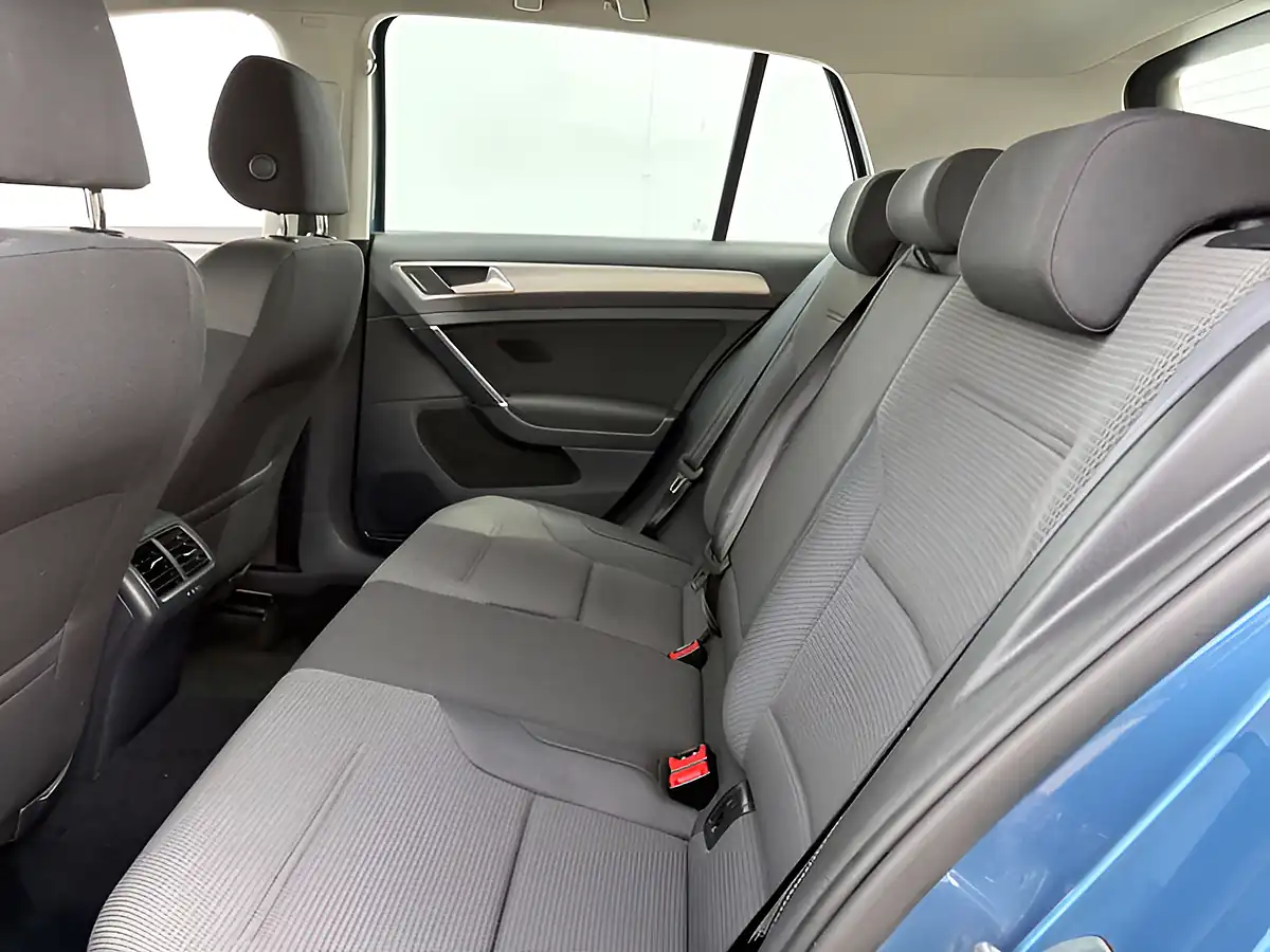 Used 2015 Volkswagen Golf Match Pacific Blue - Interior and Exterior details 18