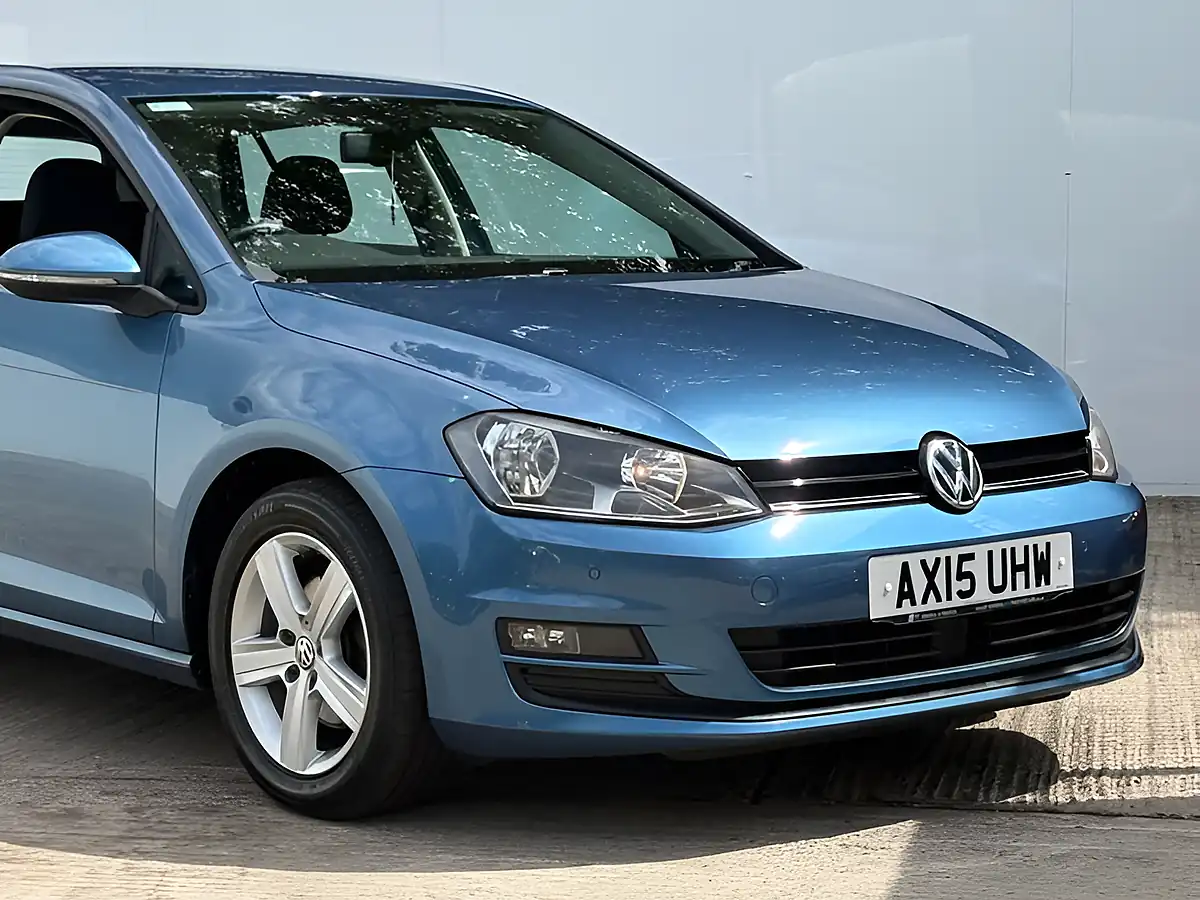 Used 2015 Volkswagen Golf Match Pacific Blue - Interior and Exterior details 2