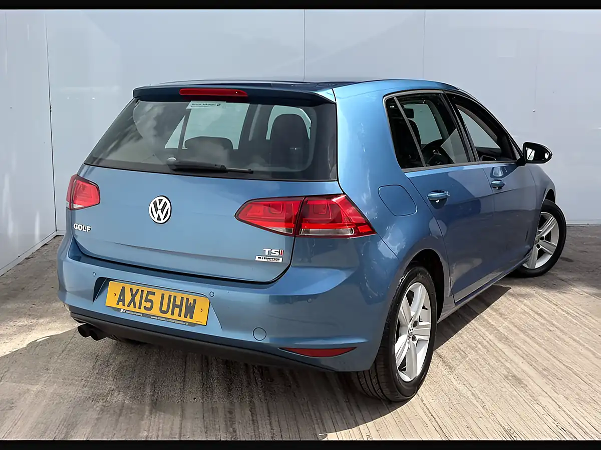 Used 2015 Volkswagen Golf Match Pacific Blue - Interior and Exterior details 8