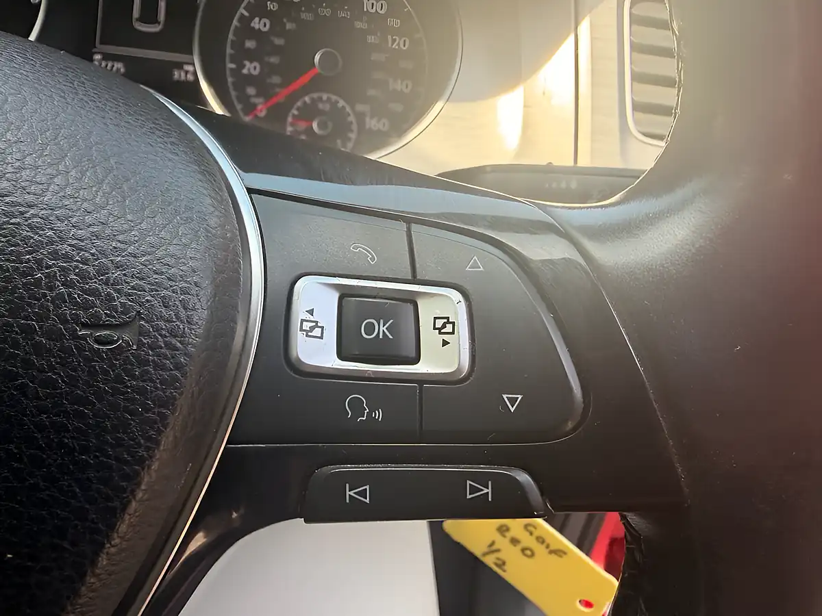 Used 2015 Volkswagen Golf Match Red - Interior and Exterior details 18