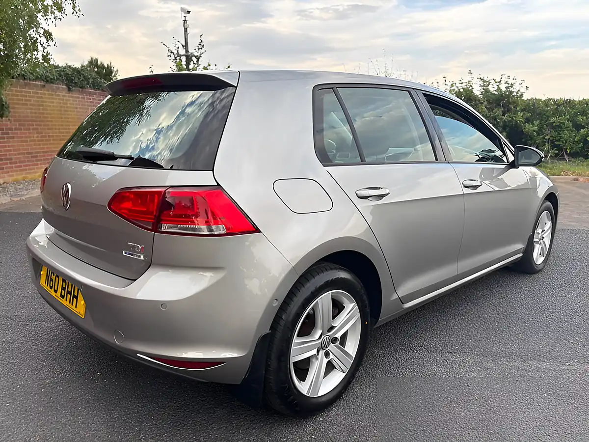 Used 2015 Volkswagen Golf Match Silver - Interior and Exterior details 6