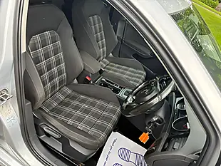 Used 2015 Volkswagen Golf Match Silver - Interior and Exterior details 11