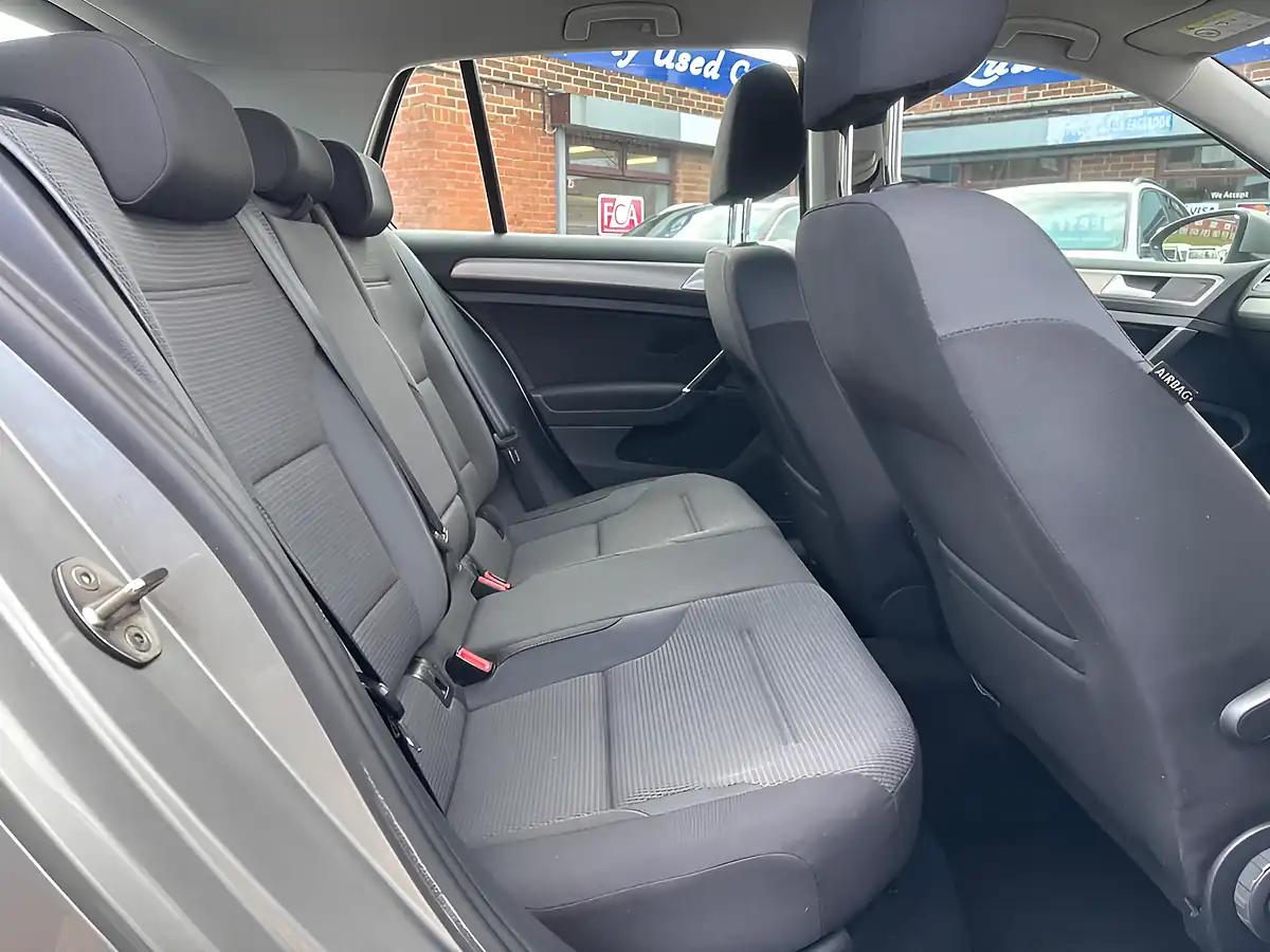 Used 2015 Volkswagen Golf Match Silver - Interior and Exterior details 15