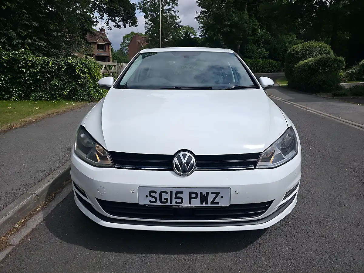 Used 2015 Volkswagen Golf Match White - Front View
