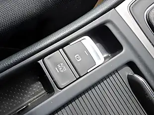 Used 2015 Volkswagen Golf Match White - Interior and Exterior details 12