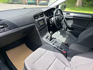 Used 2015 Volkswagen Golf Match White - Interior and Exterior details 8