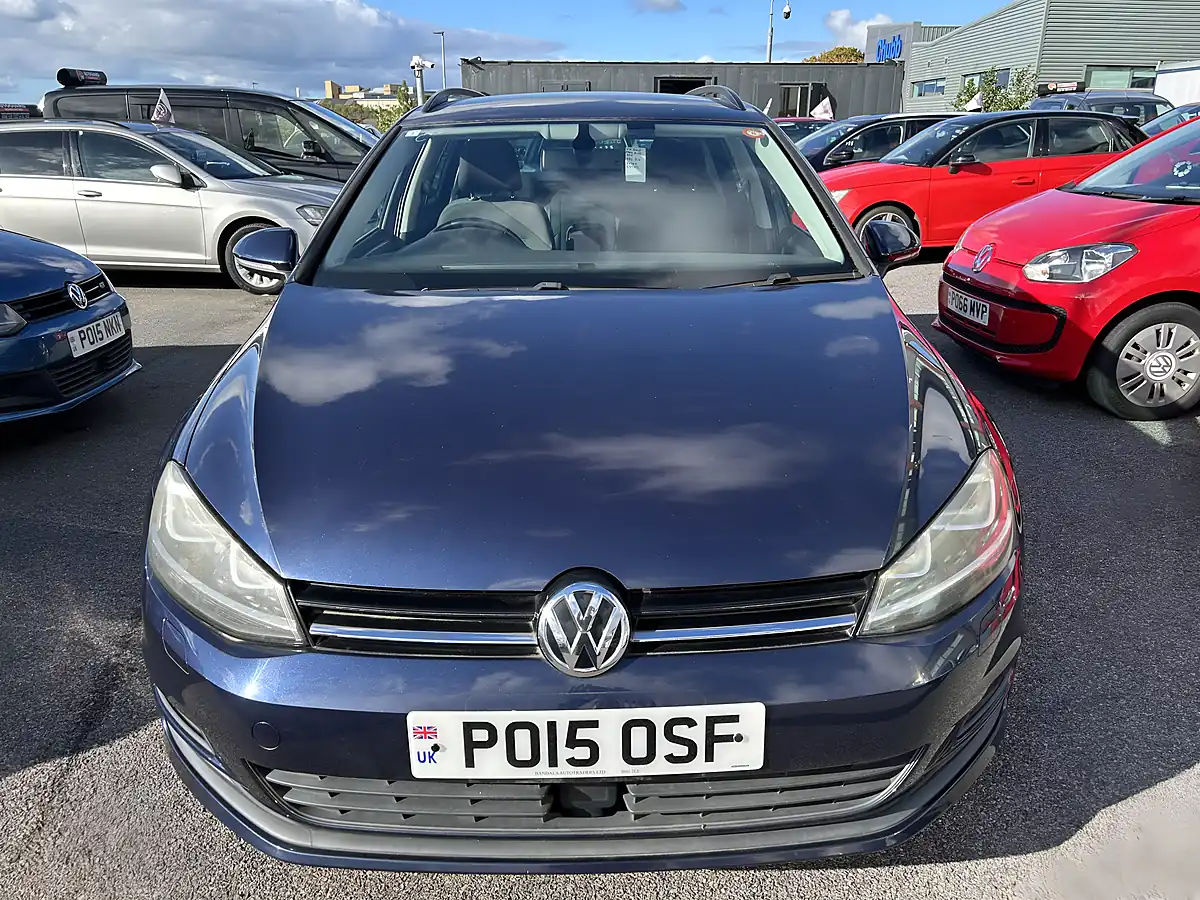 Used 2015 Volkswagen Golf Pure Comfort Blue - Interior and Exterior details 2