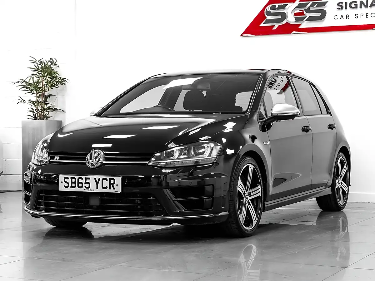Used 2015 Volkswagen Golf R Black - Front View