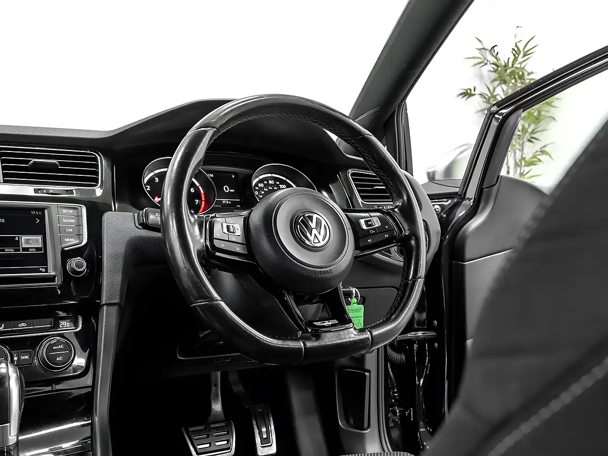 Used 2015 Volkswagen Golf R Black - Interior and Exterior details 15