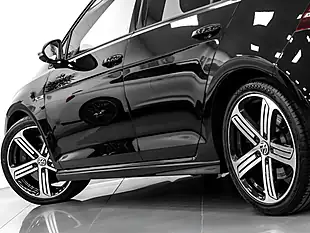 Used 2015 Volkswagen Golf R Black - Interior and Exterior details 9