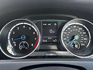 Used 2015 Volkswagen Golf R Blue - Interior and Exterior details 17