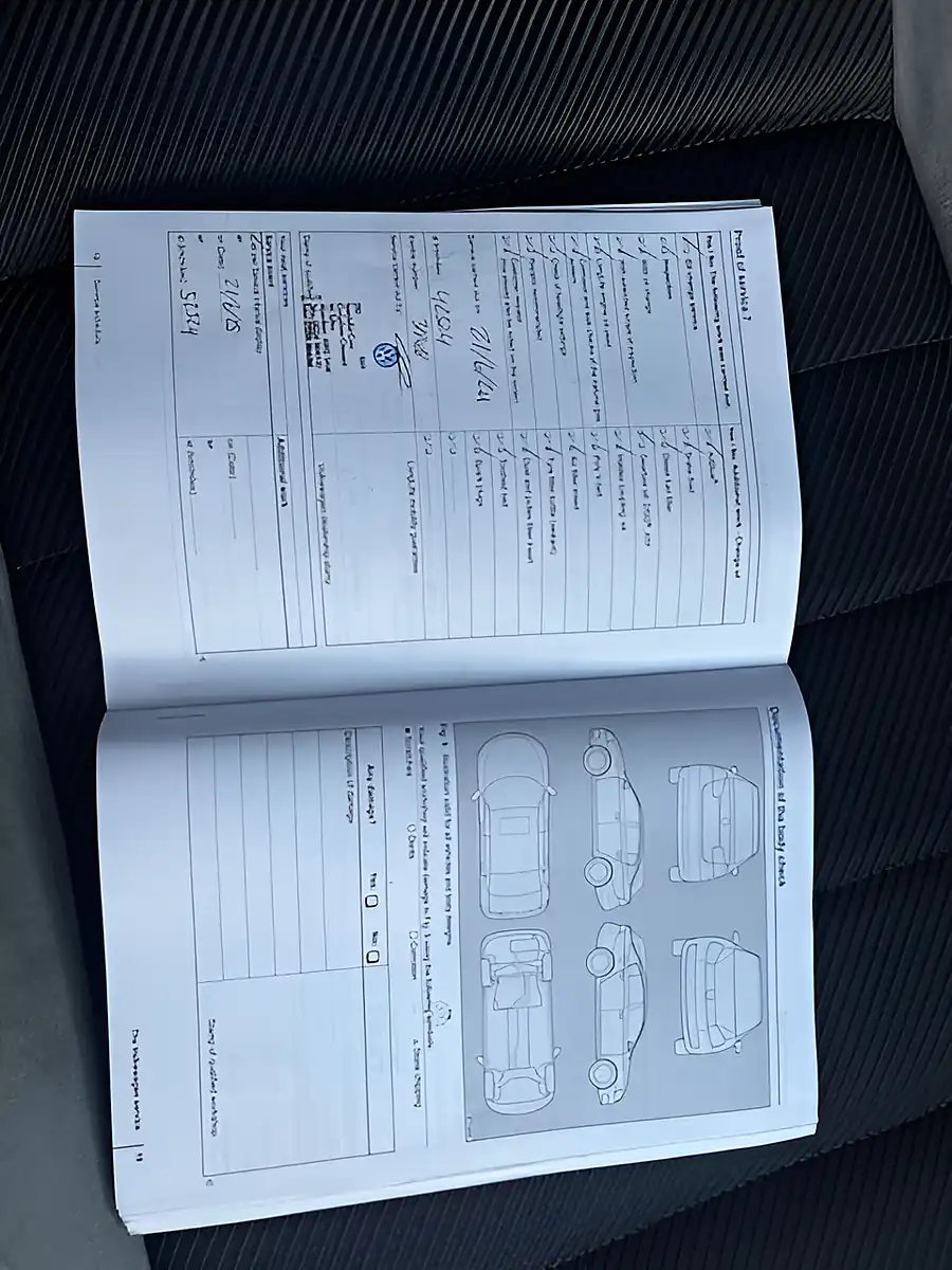 Used 2015 Volkswagen Golf R Blue - Interior and Exterior details 19