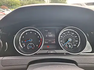 Used 2015 Volkswagen Golf R Blue - Interior and Exterior details 17