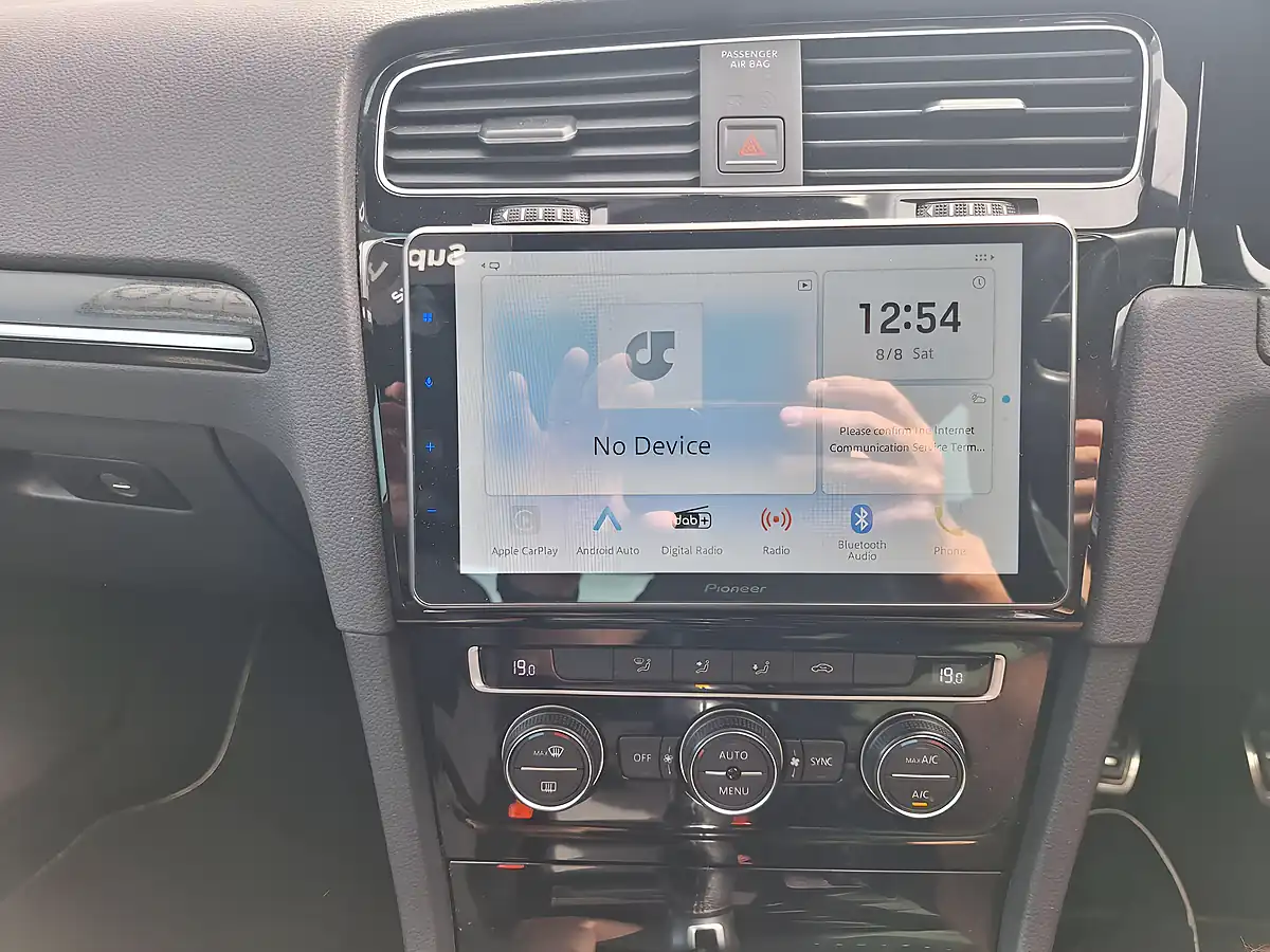 Used 2015 Volkswagen Golf R Blue - Interior and Exterior details 20
