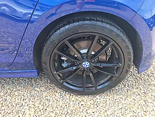 Used 2015 Volkswagen Golf R Blue - Interior and Exterior details 6