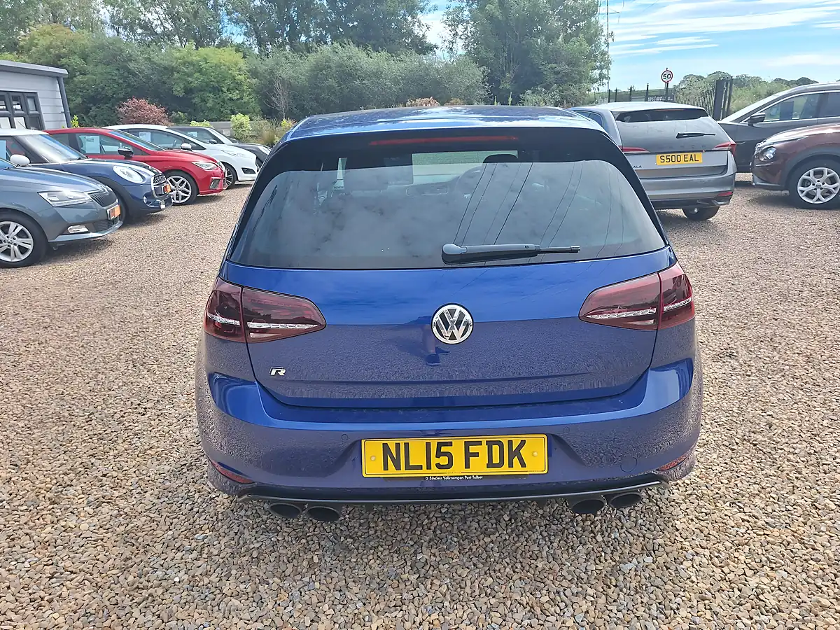 Used 2015 Volkswagen Golf R Blue - Interior and Exterior details 8