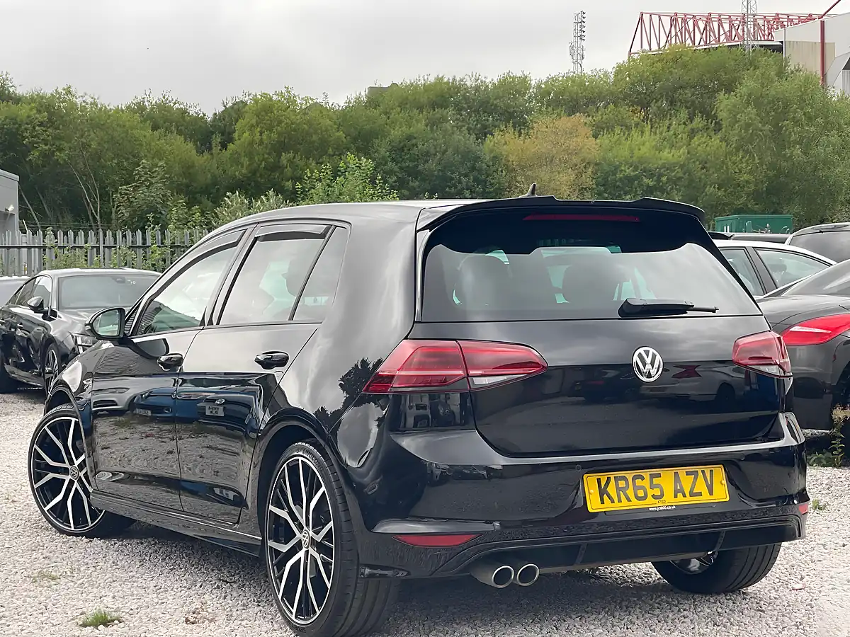 Used 2015 Volkswagen Golf R-Line Black - Interior and Exterior details 7