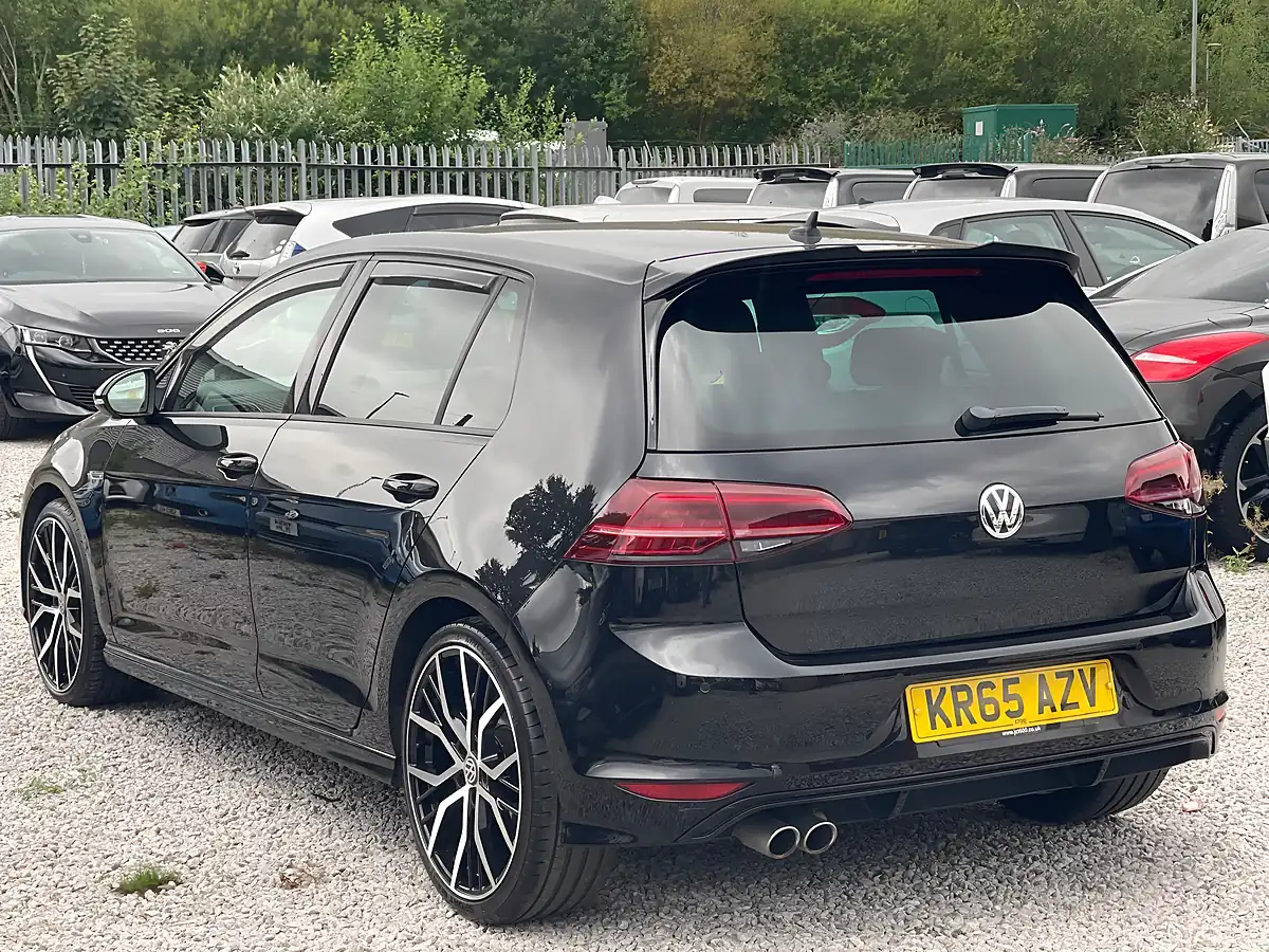 Used 2015 Volkswagen Golf R-Line Black - Interior and Exterior details 8