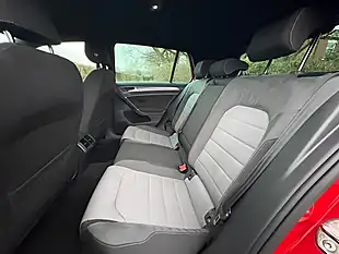 Used 2015 Volkswagen Golf R-Line Red - Interior and Exterior details 17