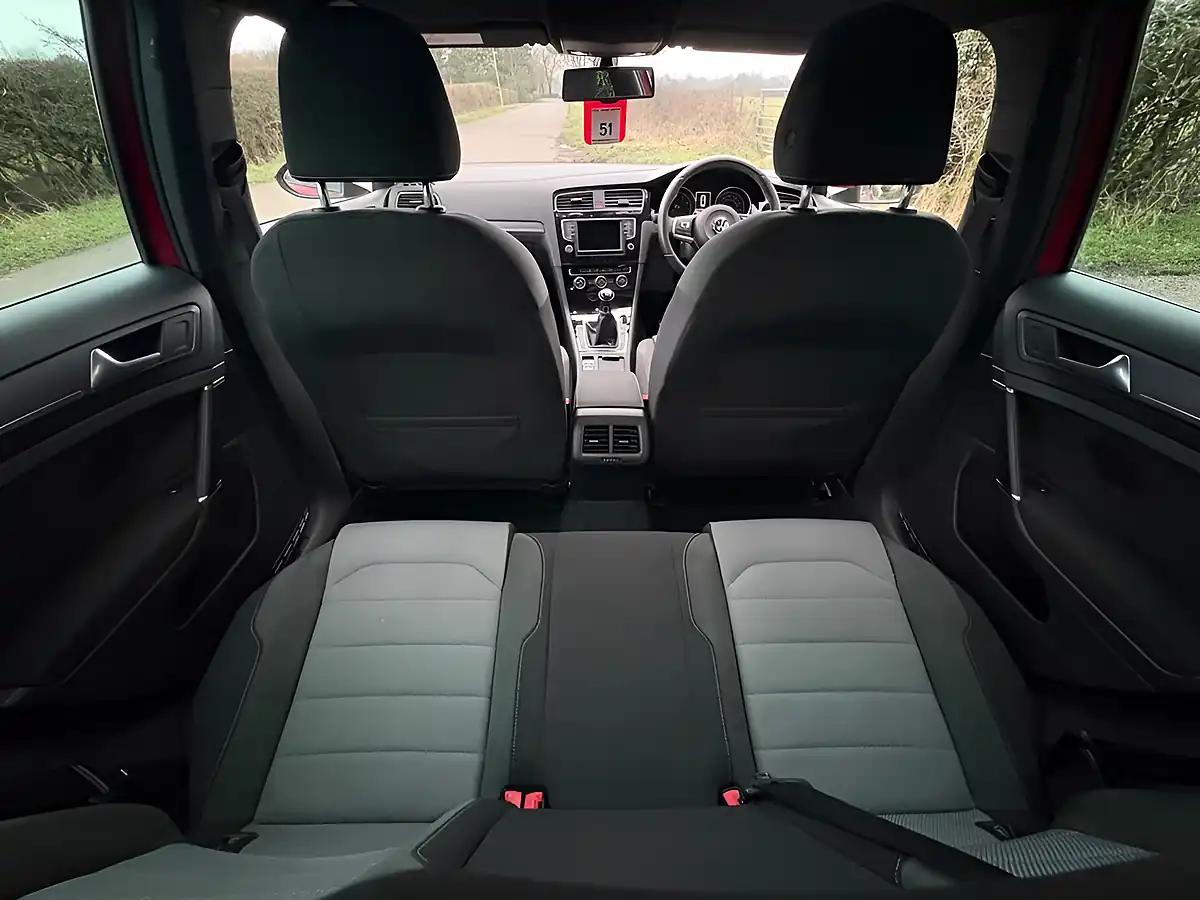 Used 2015 Volkswagen Golf R-Line Red - Interior and Exterior details 19