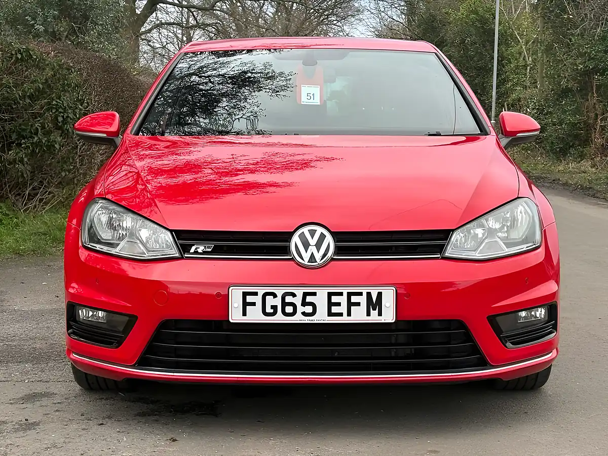 Used 2015 Volkswagen Golf R-Line Red - Interior and Exterior details 2