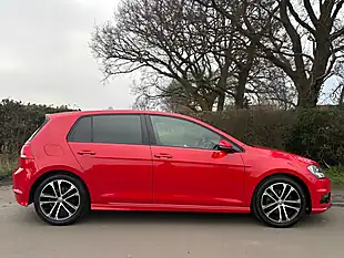 Used 2015 Volkswagen Golf R-Line Red - Interior and Exterior details 5