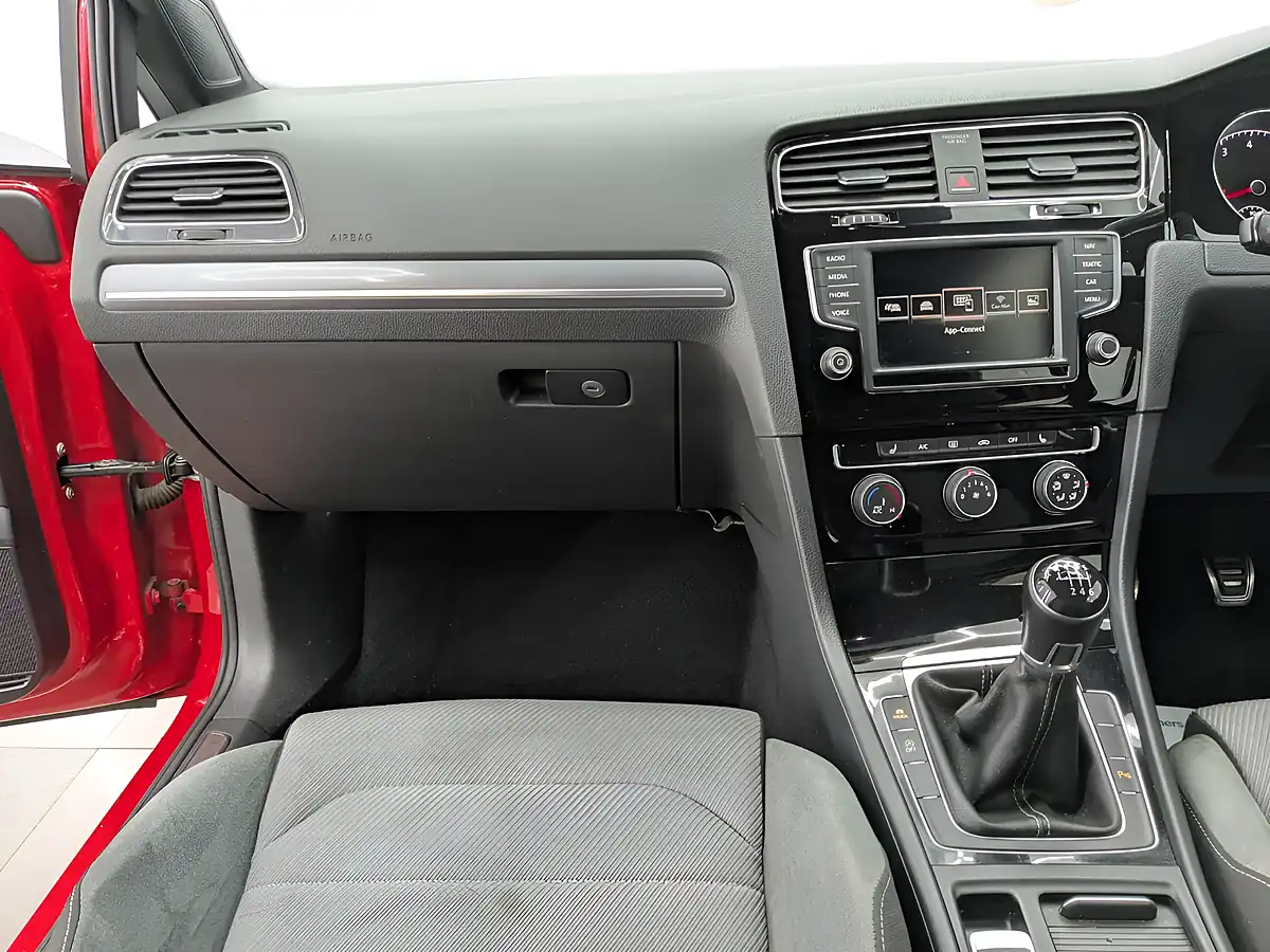 Used 2015 Volkswagen Golf R-Line Tornado Red - Interior and Exterior details 18