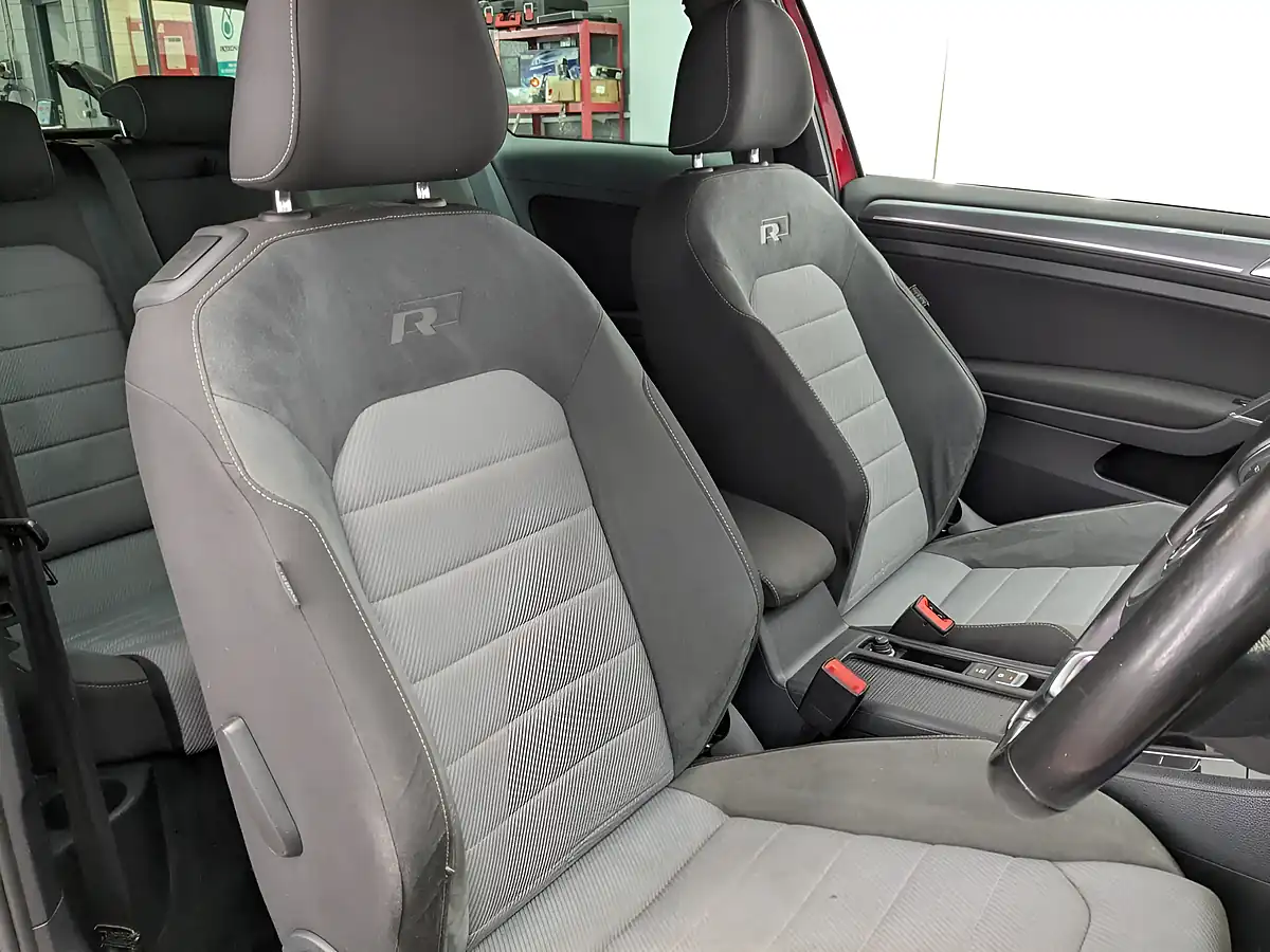 Used 2015 Volkswagen Golf R-Line Tornado Red - Interior and Exterior details 19