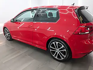Used 2015 Volkswagen Golf R-Line Tornado Red - Interior and Exterior details 6