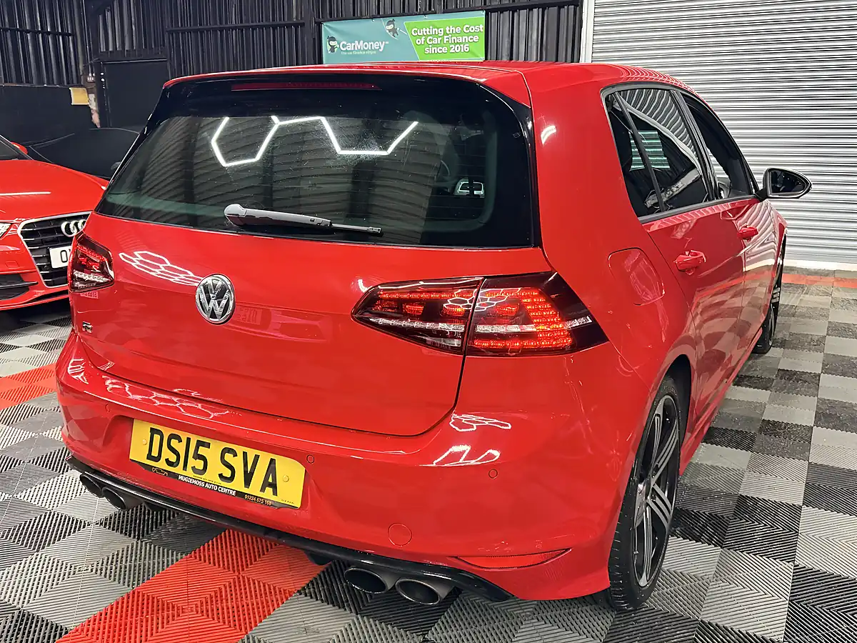 Used 2015 Volkswagen Golf R Red - Interior and Exterior details 5