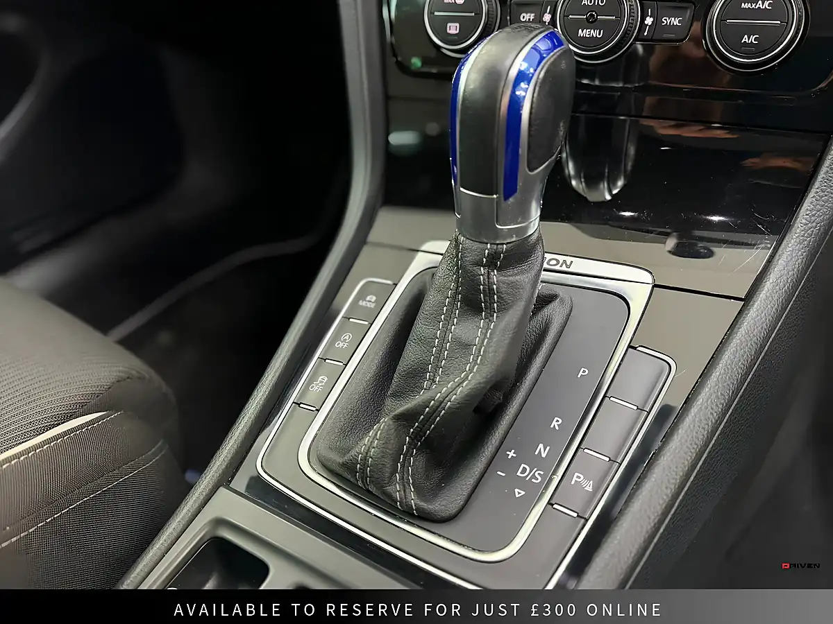 Used 2015 Volkswagen Golf R White - Interior and Exterior details 11